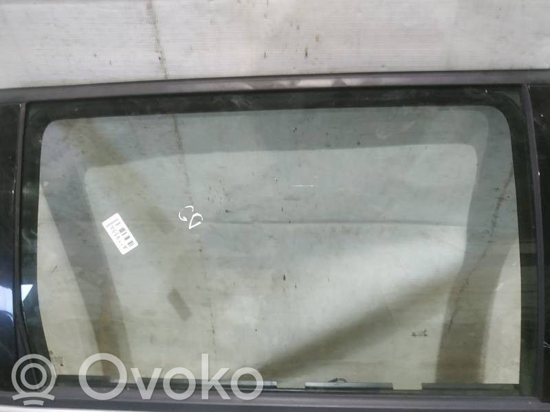 Volkswagen PASSAT B5 Fenster Scheibe Tür hinten 