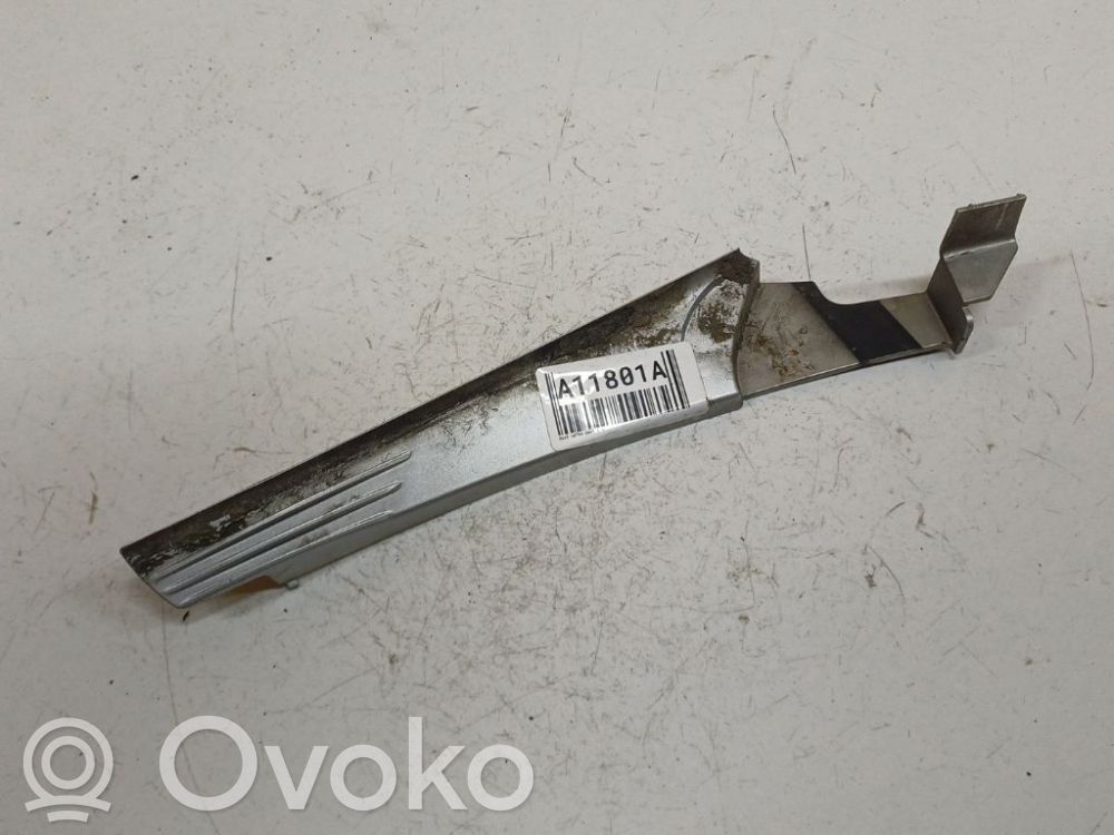 Opel Astra H Etuoven kynnyksen suojalista