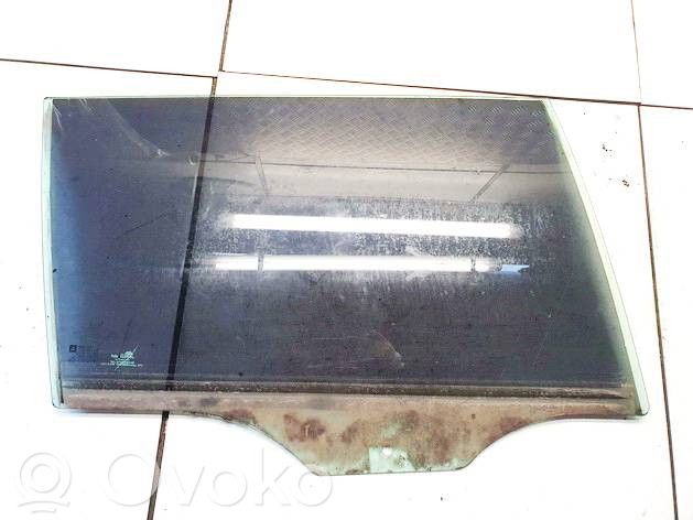 Opel Vectra C Vetro del finestrino della portiera posteriore 