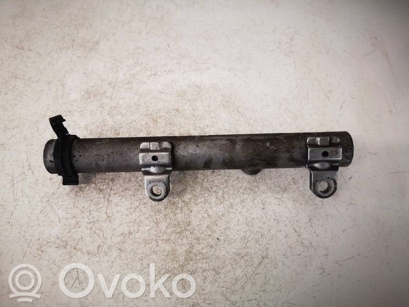 Audi A6 S6 C6 4F Rampă alimentare injectoare 