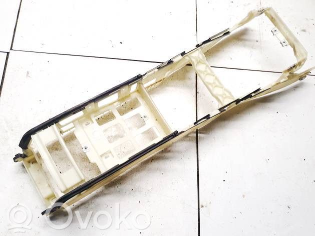 Audi A6 S6 C6 4F Consola central