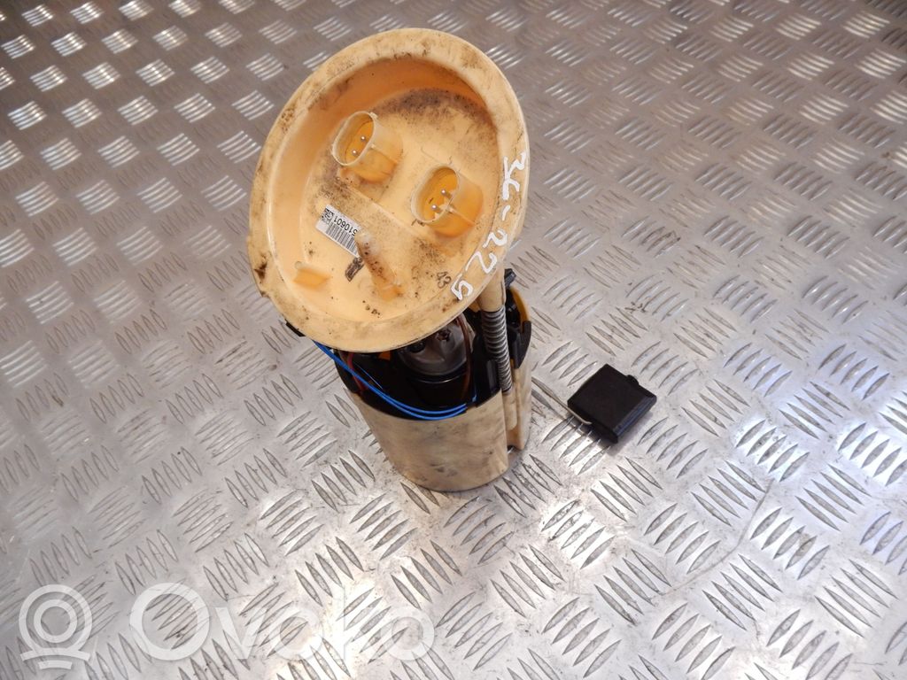 BMW 3 E90 E91 Pompe à carburant 