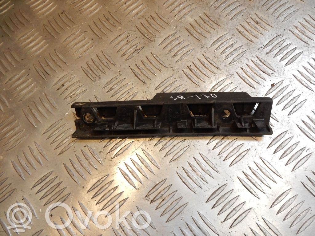 BMW 5 E60 E61 Halterung Kotflügel 