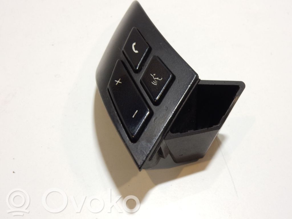 BMW 5 E60 E61 Boutons / interrupteurs volant 