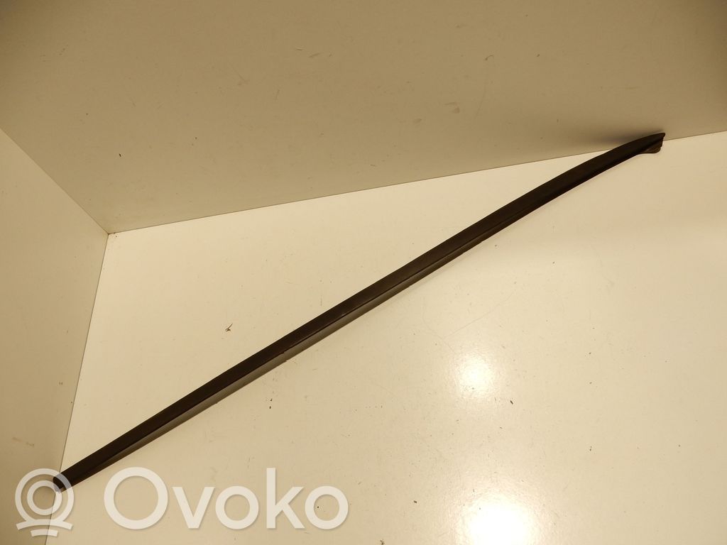 Listwa szyby czołowej / przedniej   3C054327B,VW,47151