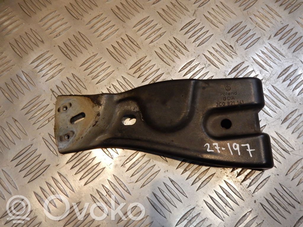 Uchwyt / Mocowanie błotnika przedniego   3C0821141,VW,27197