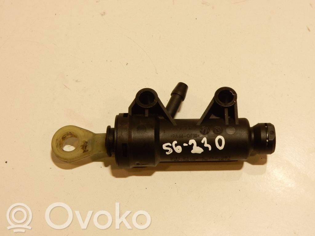 Główny cylinder sprzęgła   21526762091,6762091,56230,21526762091