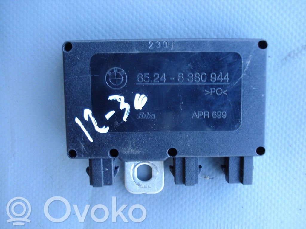 BMW 3 E46 Antenna control unit 