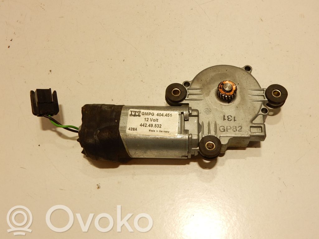 Volvo S80 Sähkökäyttöisen kattoluukun asennussarja 