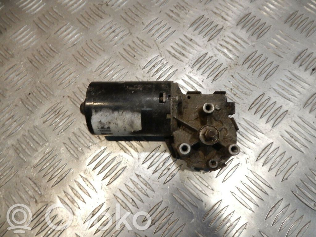 Volkswagen Golf IV Wiper motor 