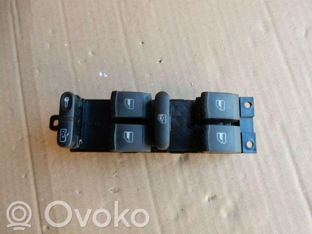 Volkswagen Golf IV Electric window control switch 