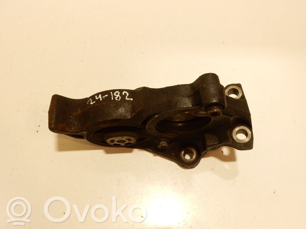 Citroen C4 I Łapa / Mocowanie silnika 