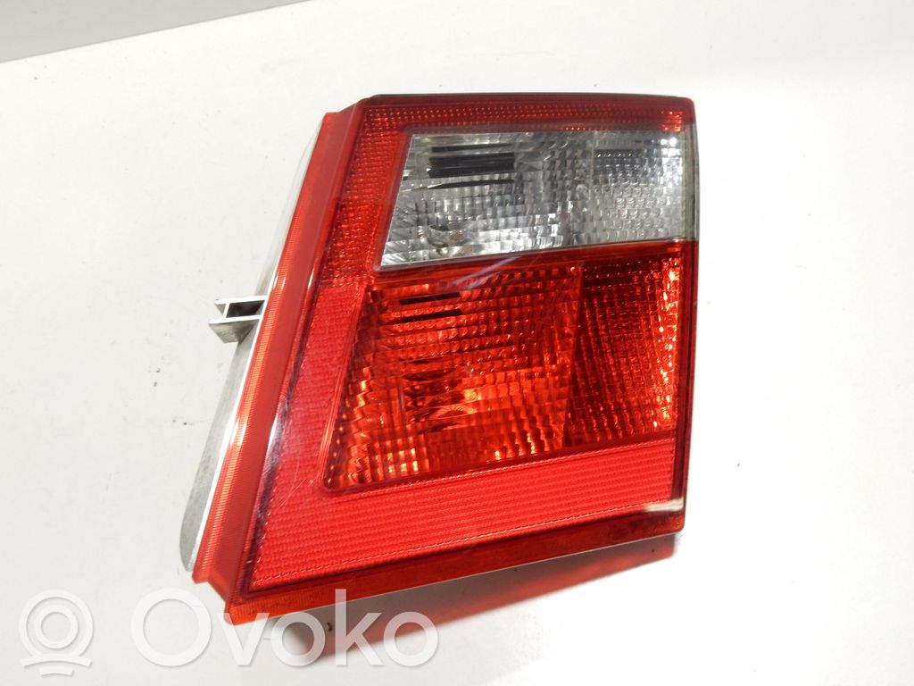 Saab 9-5 Lampy tylnej klapy bagażnika 