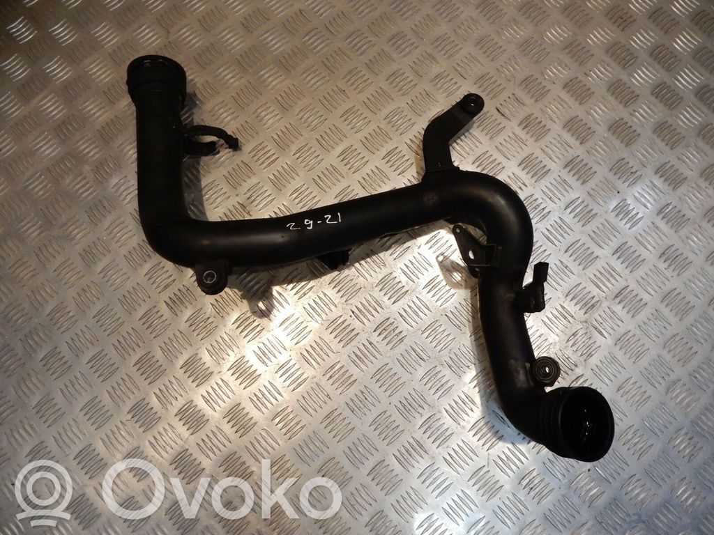 Volkswagen Touran I Intercooler hose/pipe 