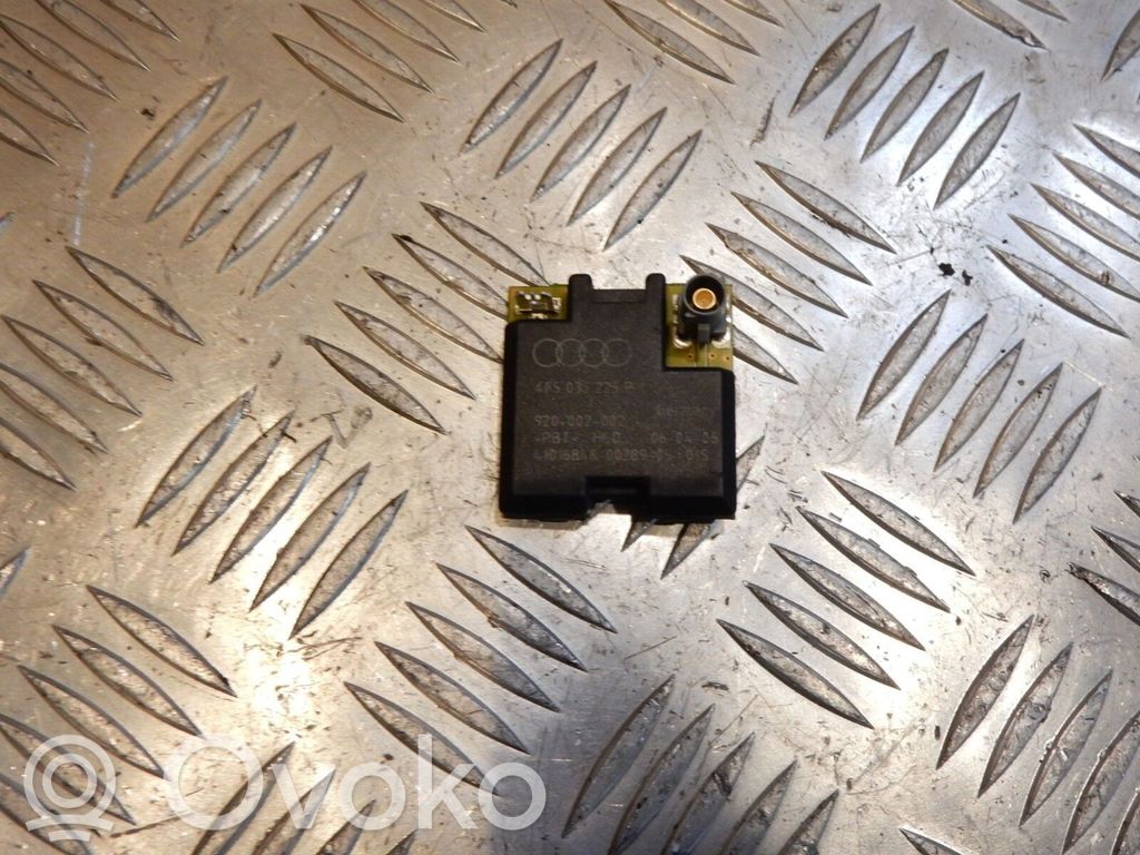 Audi A6 S6 C6 4F Antenos stiprintuvas 