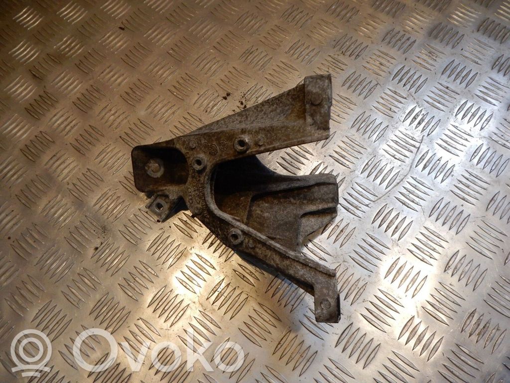 Engine mounting bracket   4F0199308P,4F0199308,31340