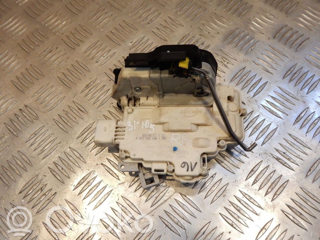 Audi A6 S6 C6 4F Zamek drzwi tylnych 