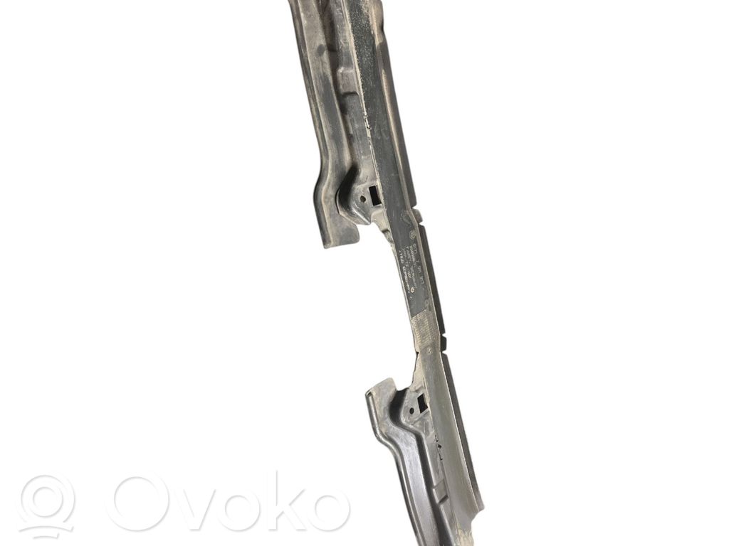 BMW 7 E65 E66 Radiator cooling fan shroud 