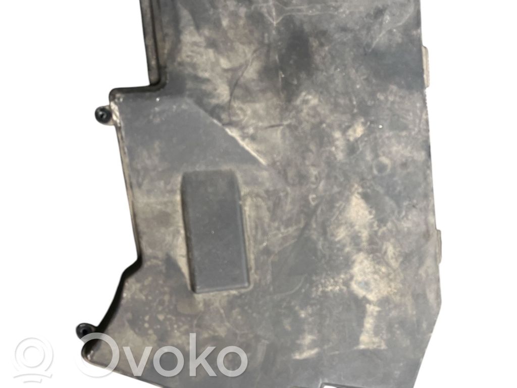 BMW 7 E65 E66 Muu moottoritilan osa 