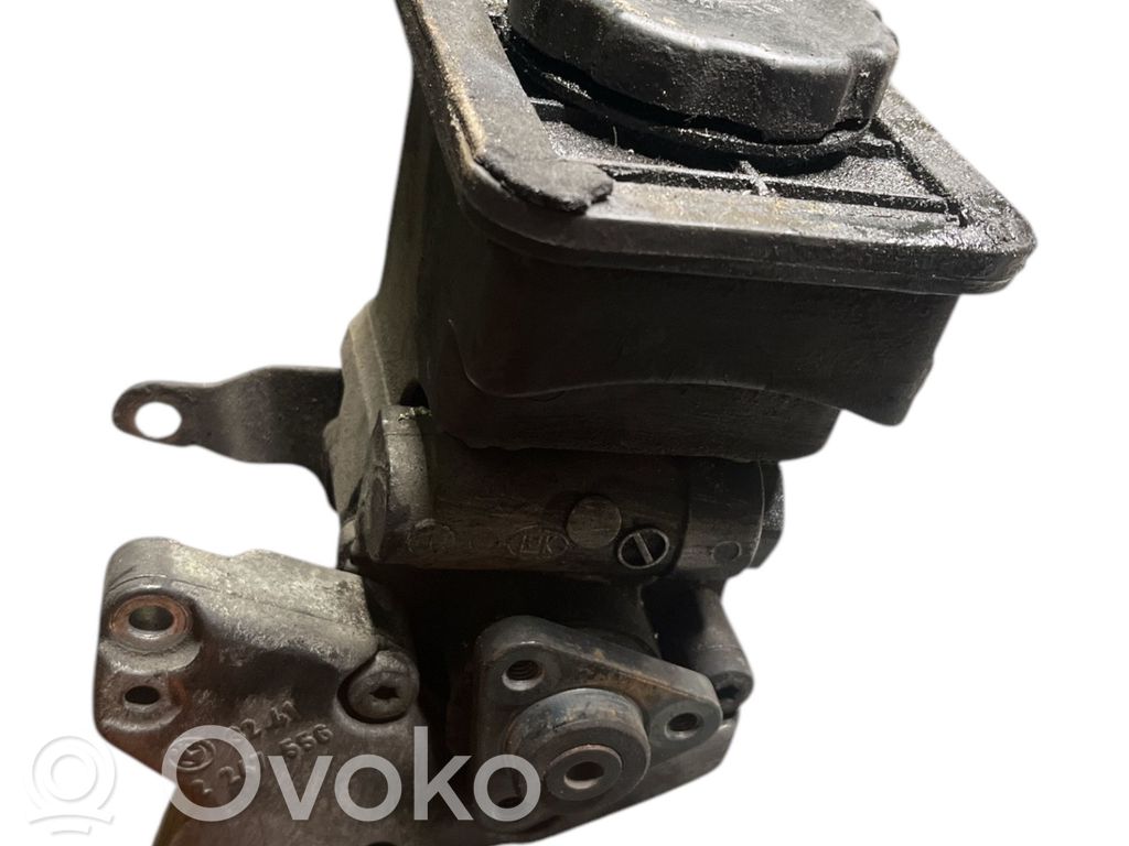 BMW 7 E65 E66 Power steering pump 