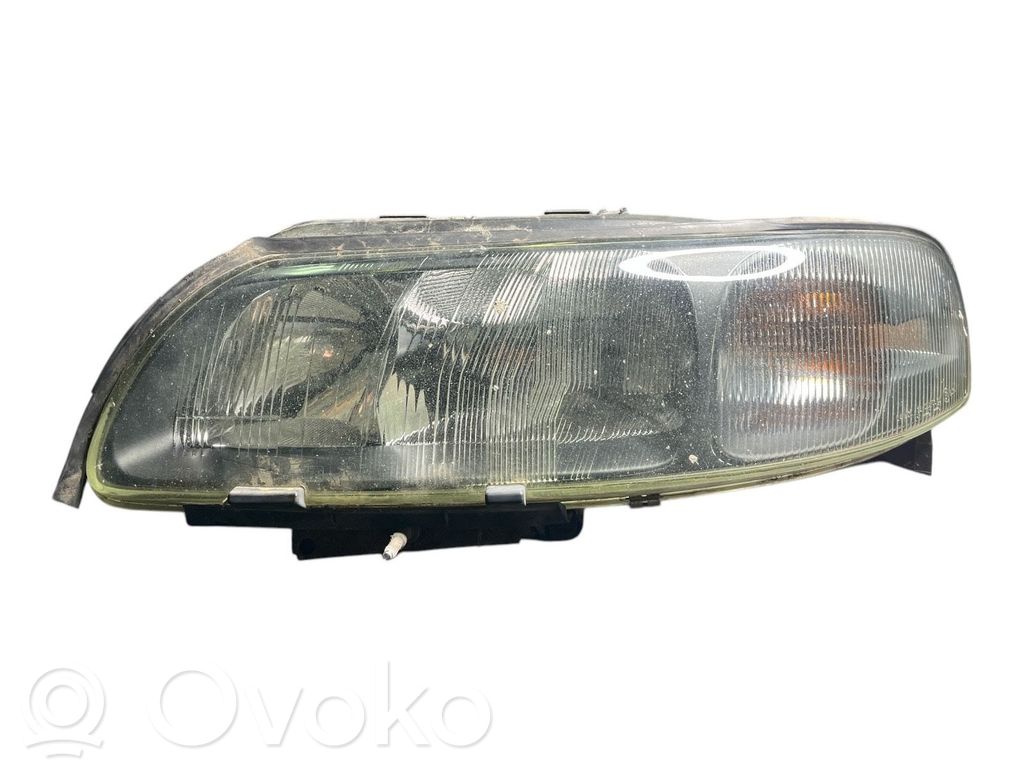 Headlight/headlamp   8693547,89007897
