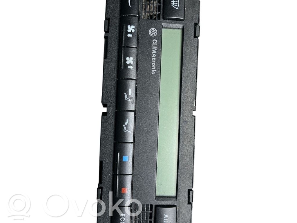 Volkswagen Golf IV Climate control unit 