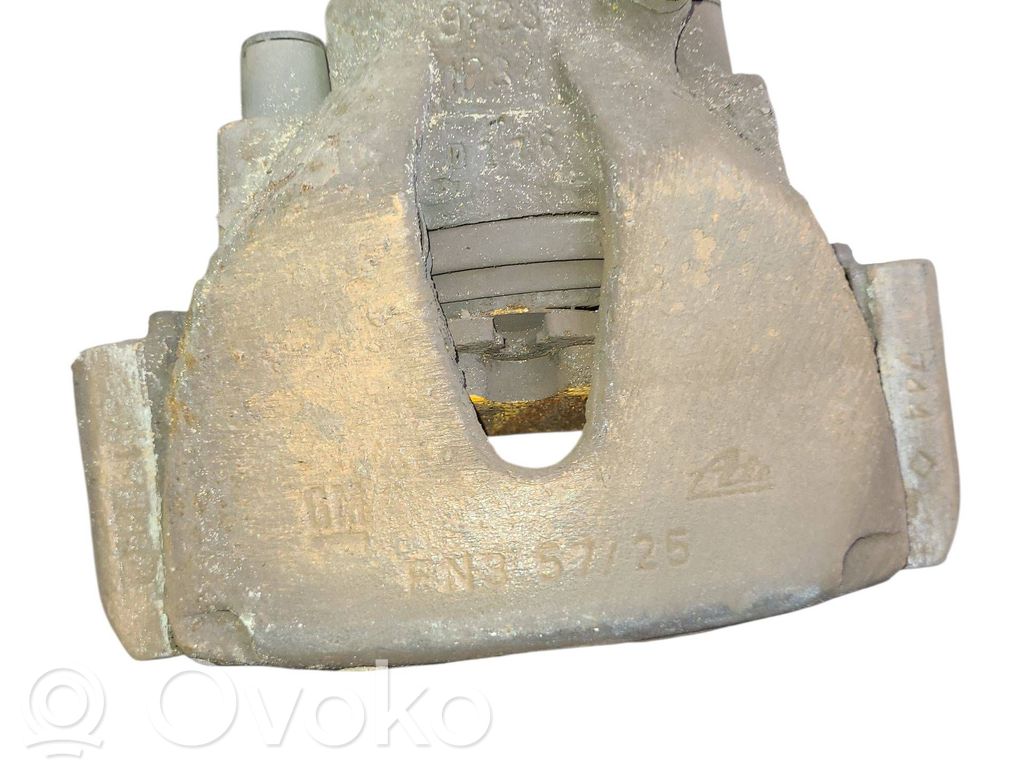 Opel Meriva A Front brake caliper 