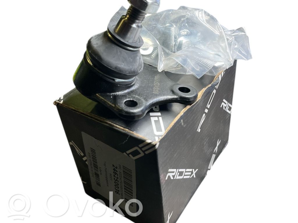 Audi A4 S4 B6 8E 8H Przegub kulowy przedni 