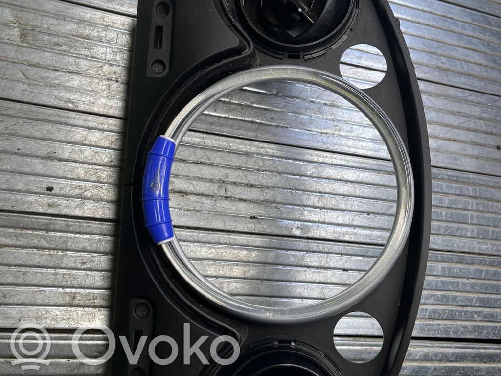 Mini One - Cooper R50 - 53 Dashboard trim 