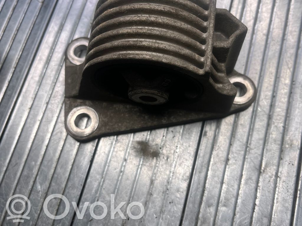 Mini One - Cooper R50 - 53 Engine mount bracket 