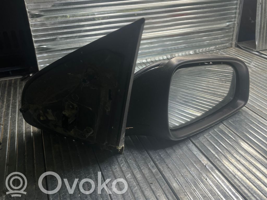 Opel Astra H Front door electric wing mirror 