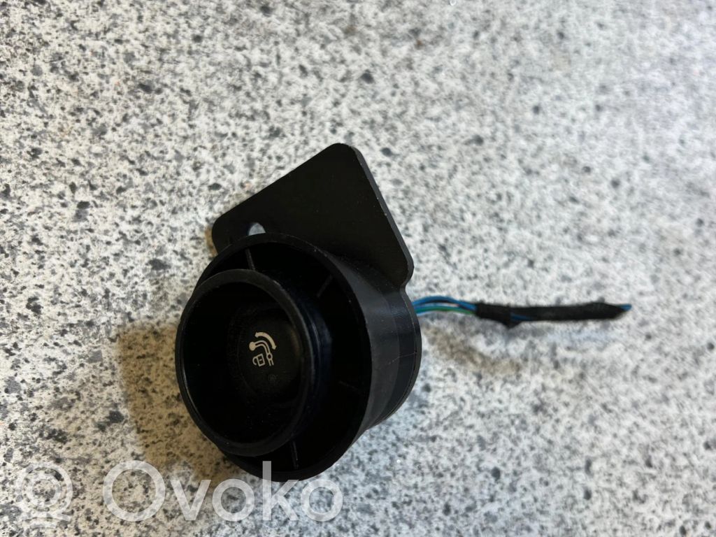 BMW 3 F30 F35 F31 Przycisk chowanego haka holowniczego 