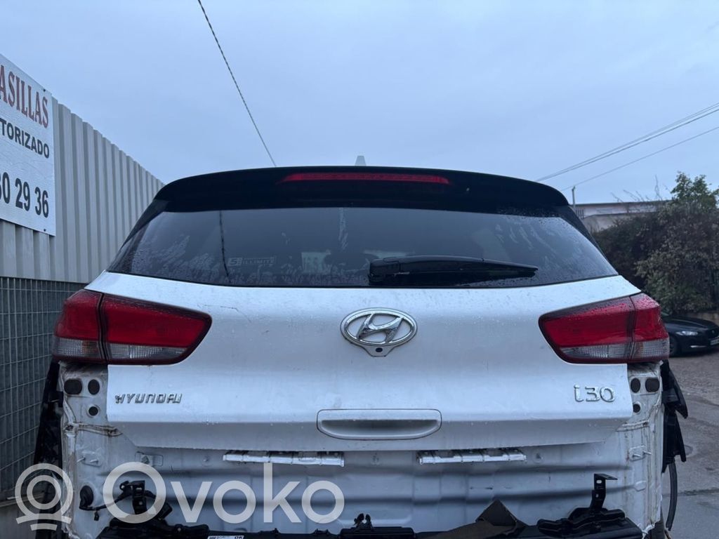 Hyundai i30 Puerta del maletero/compartimento de carga 