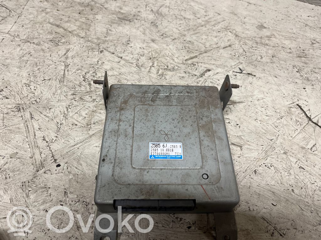 Mazda 323 F Engine control unit/module 