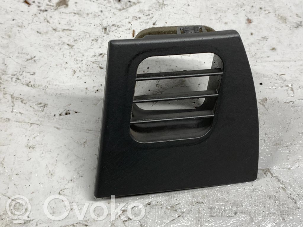 BMW 7 E65 E66 Sānu gaisa režģis 
