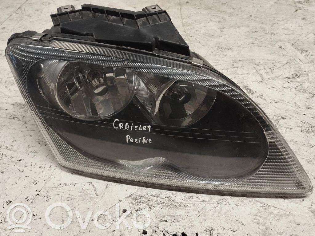 Headlight/headlamp   206713,206495