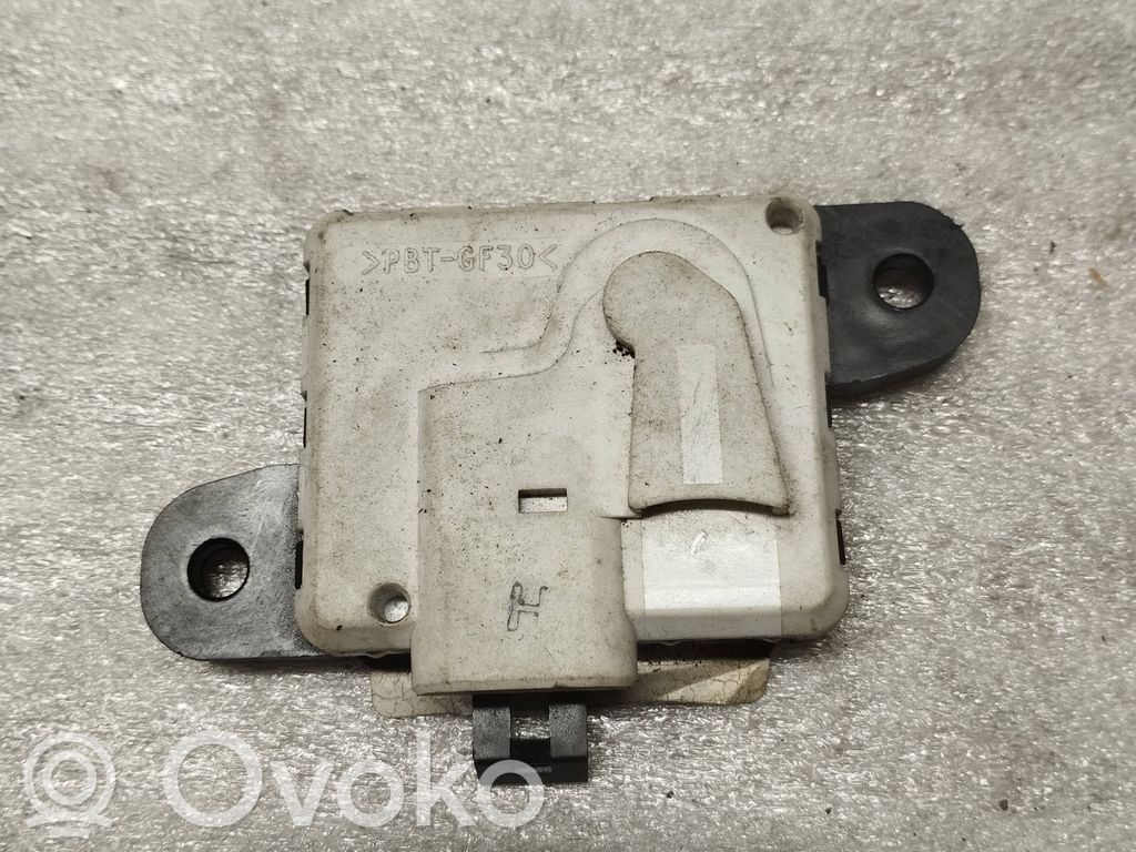 Opel Vectra B Senzor impact/declanșare airbag 
