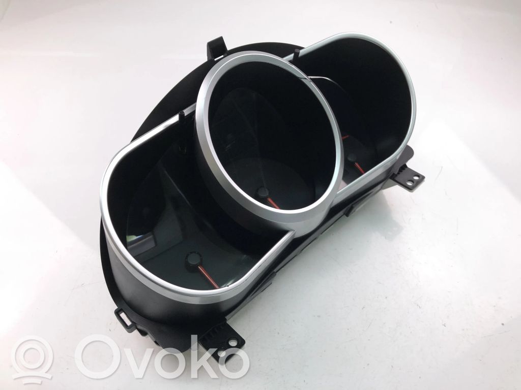 Mazda CX-7 Speedometer (instrument cluster) 