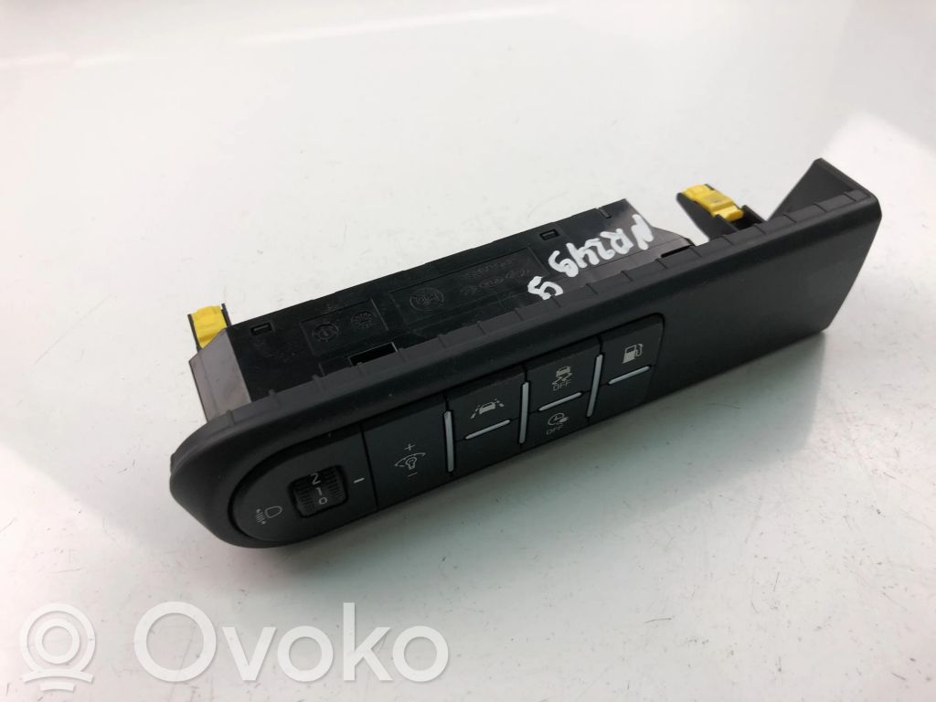 Hyundai Santa Fe Light switch 