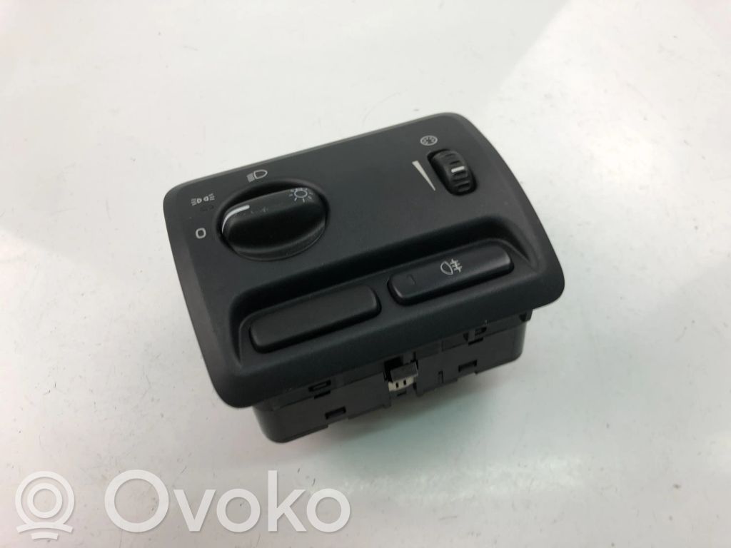 Volvo V70 Light switch 