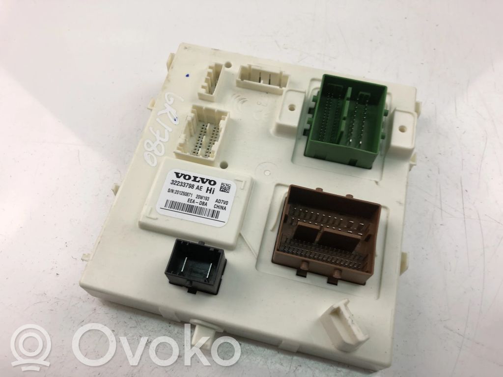 Other control units/modules   32233798AE