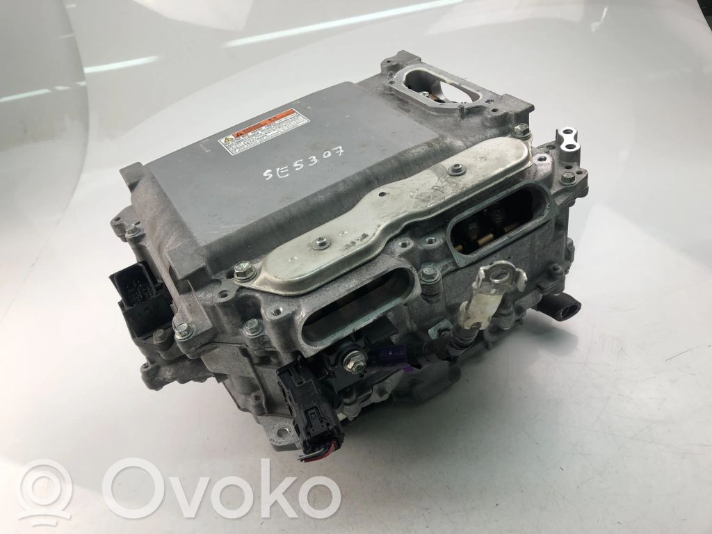 Lexus IS III XE30 Inversor/convertidor de voltaje 