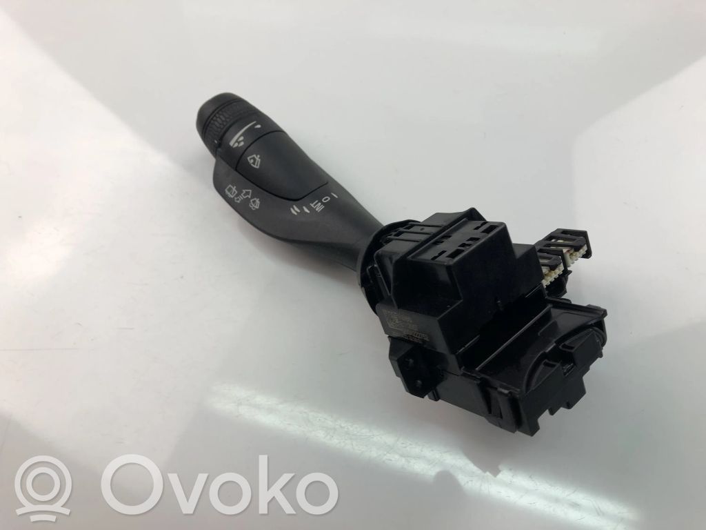 Volvo V70 Indicator stalk 