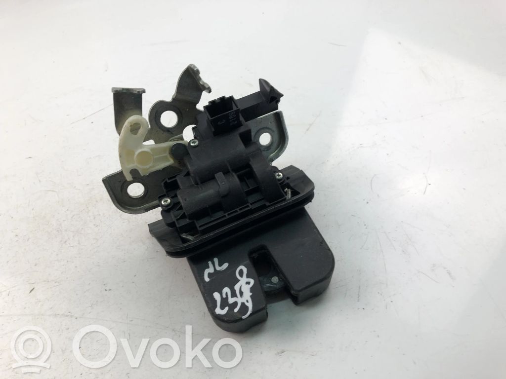 Tailgate/trunk/boot lock/catch/latch   2109