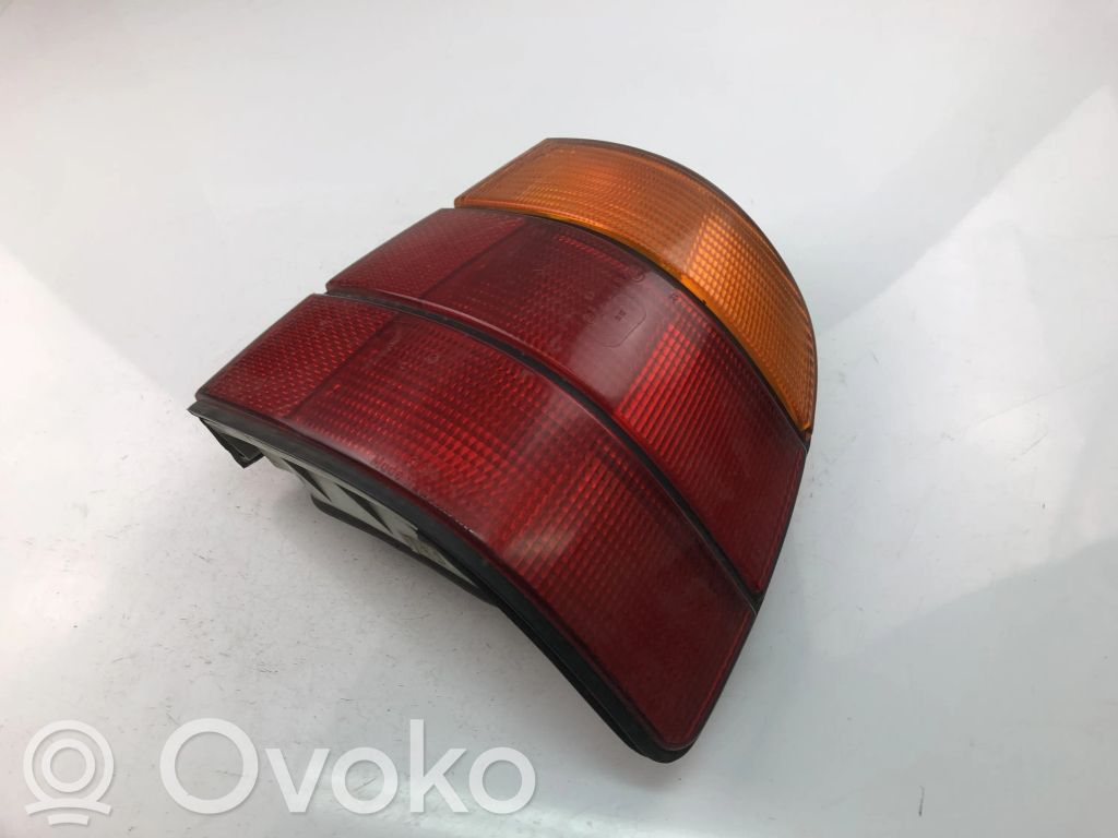 BMW 5 E34 Tailgate rear/tail lights 
