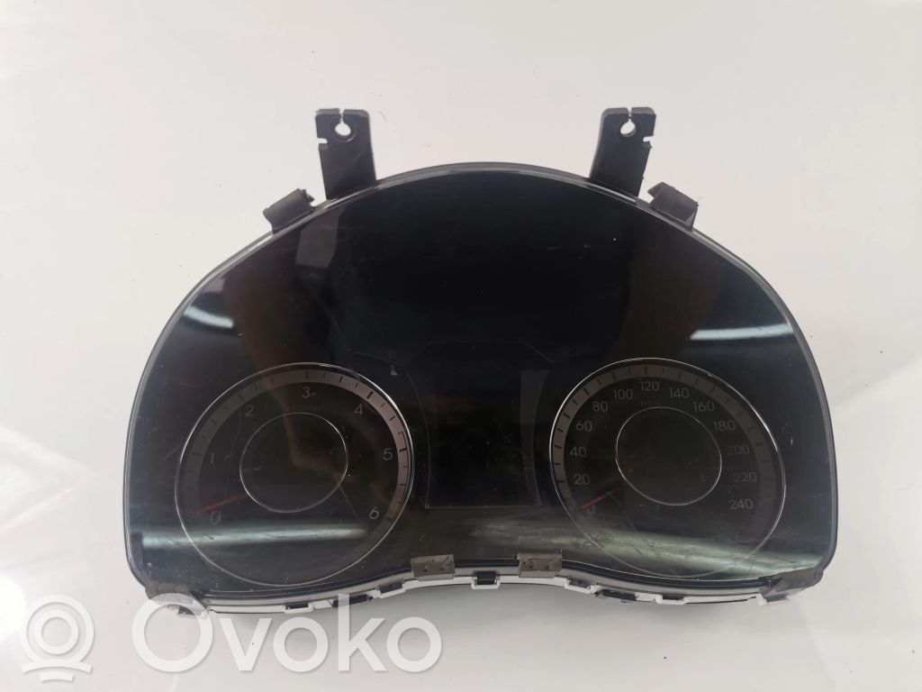 Hyundai i40 Geschwindigkeitsmesser Cockpit 