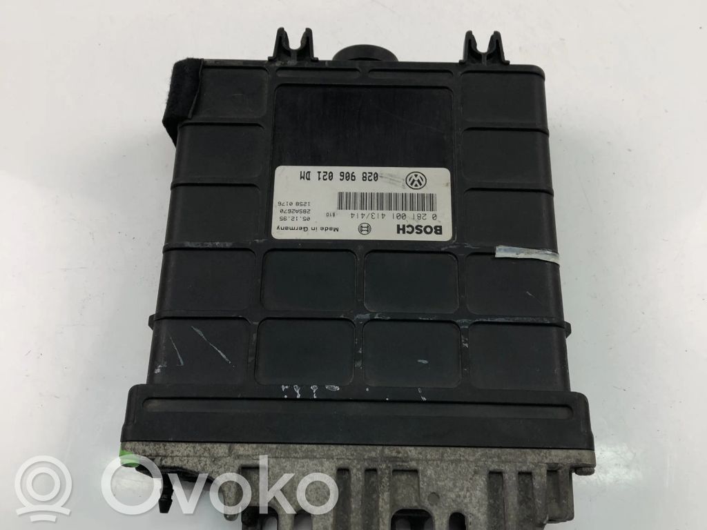 Volkswagen PASSAT B4 Engine control unit/module ECU 