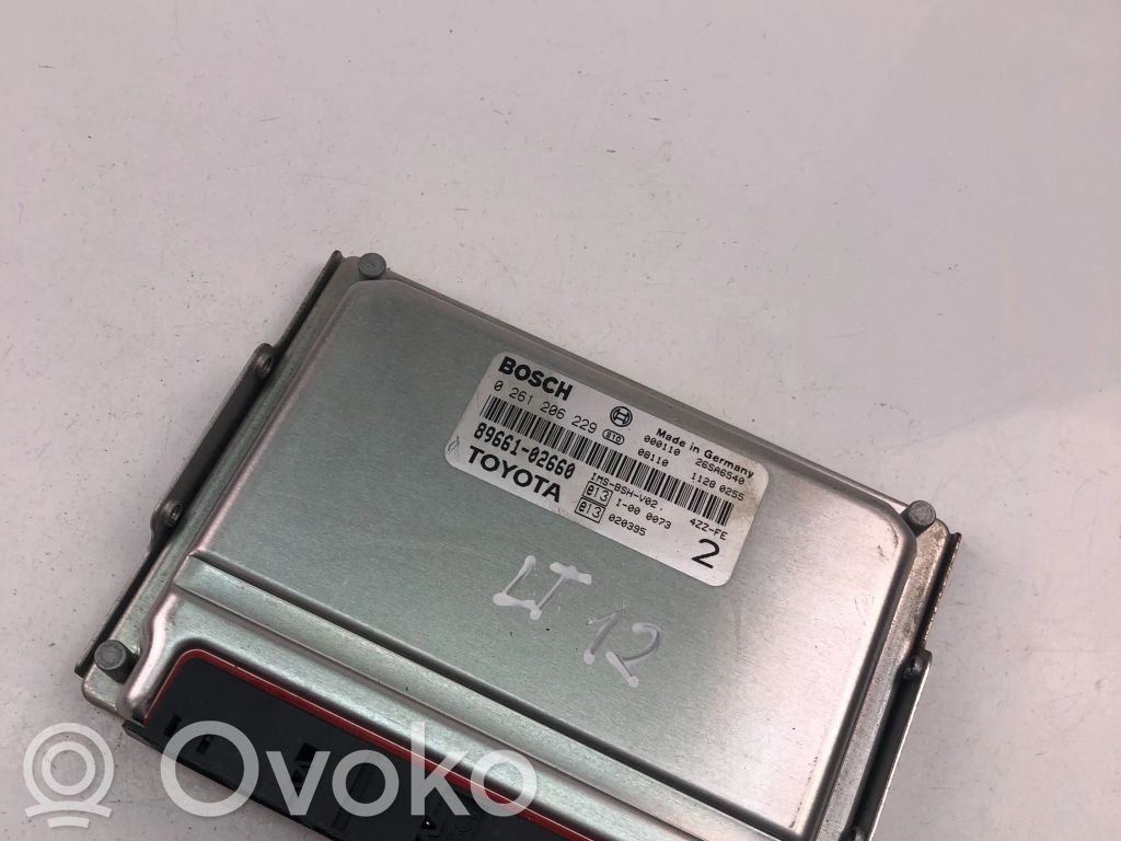 Toyota Corolla E120 E130 Engine control unit/module ECU 