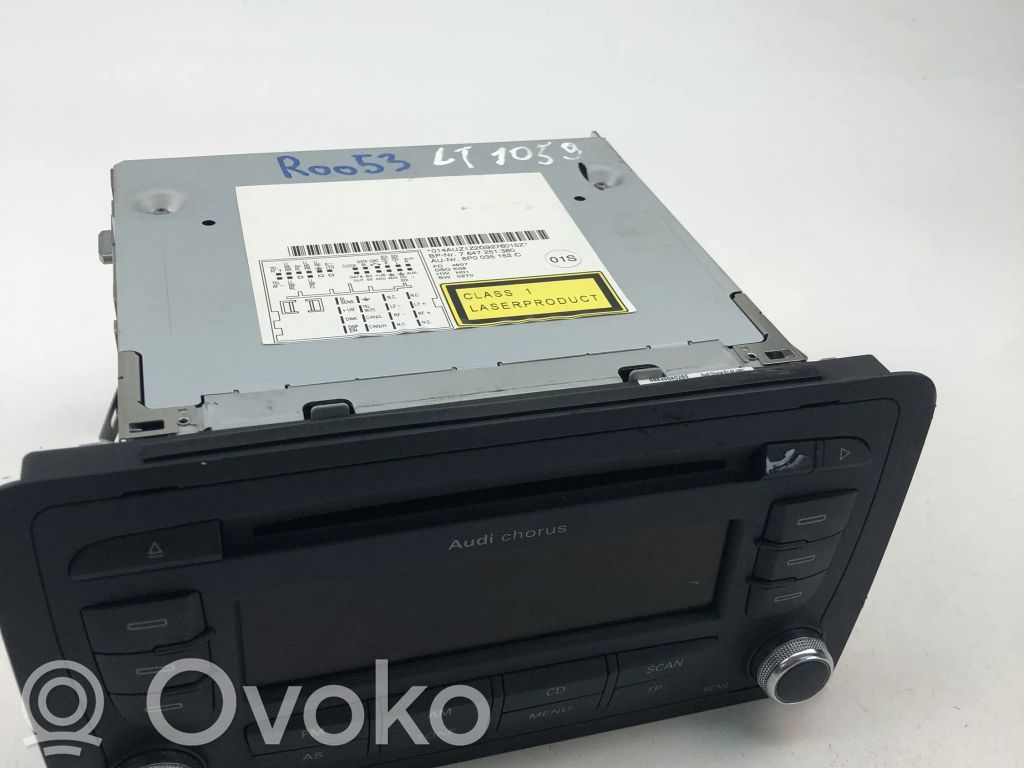 Audi A3 S3 8P Radio/CD/DVD/GPS head unit 