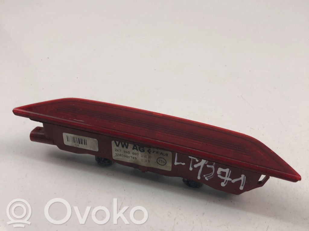 Volkswagen Caddy Third/center stoplight 